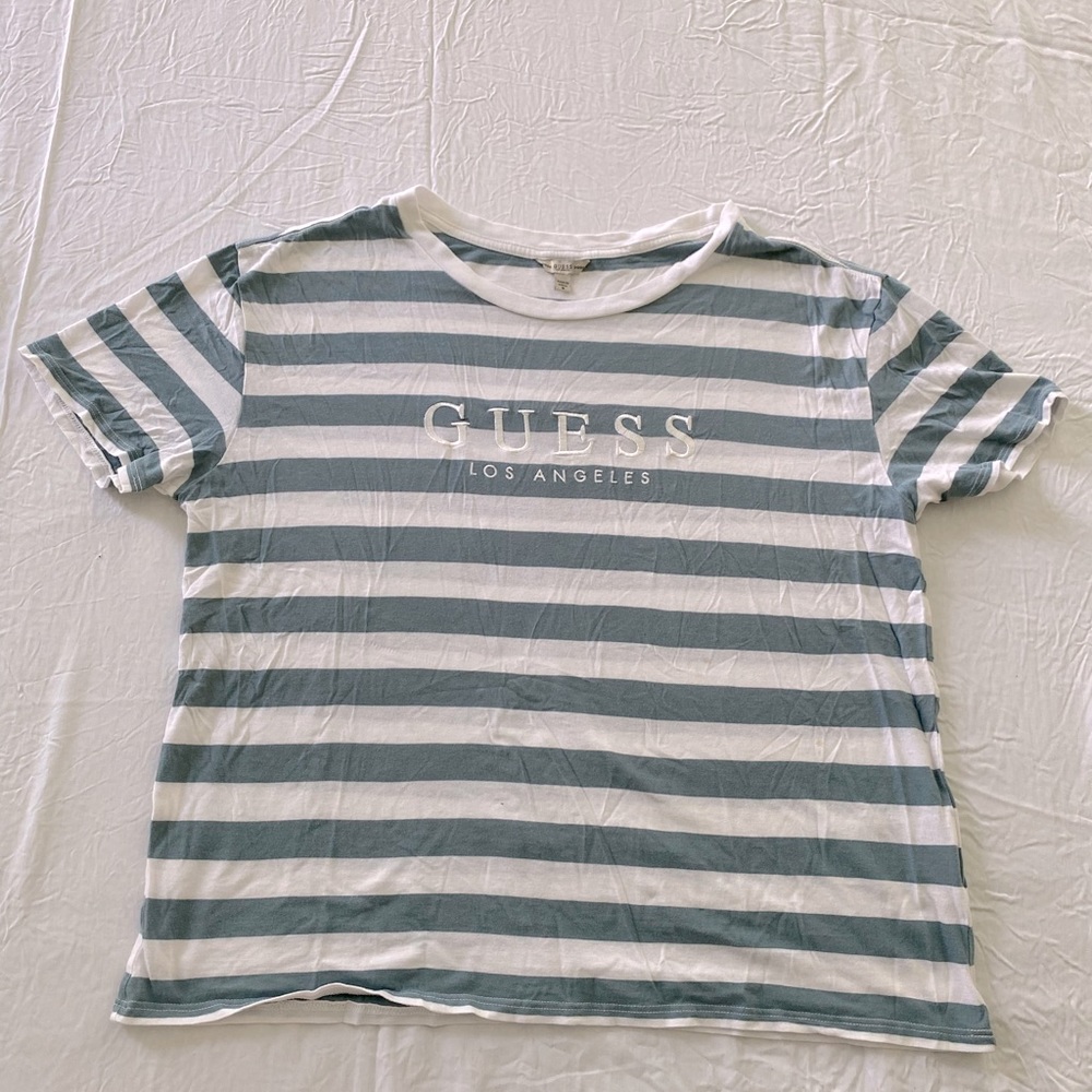 Guess tee shirt